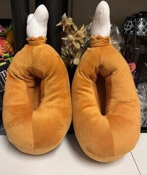 Target Bullseye Playground Turkey Leg Drumstick Plush Slippers Women’s 6.5 -7 .5